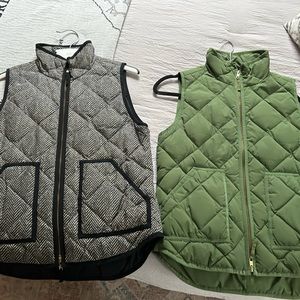 JCrew light puffer vests, size small!